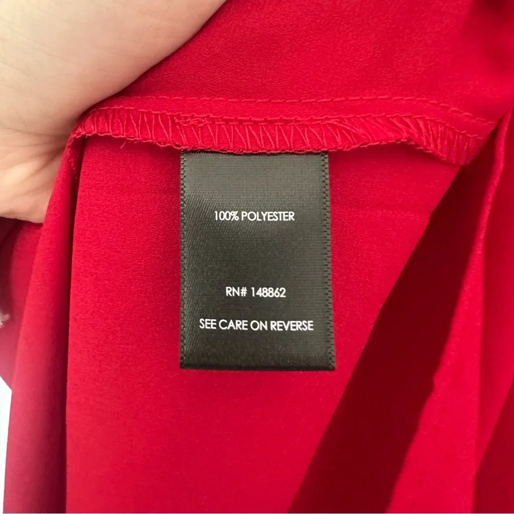 NWT! Torrid (2X) “Harper” Red V-Neck 3/4 Sleeve Flowy Top - Picture 10 of 10
